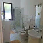 Feriehus 83 *